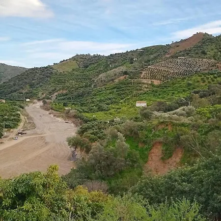Magic Mountain Retreat Comares