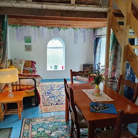 Magic Mountain Retreat * Comares